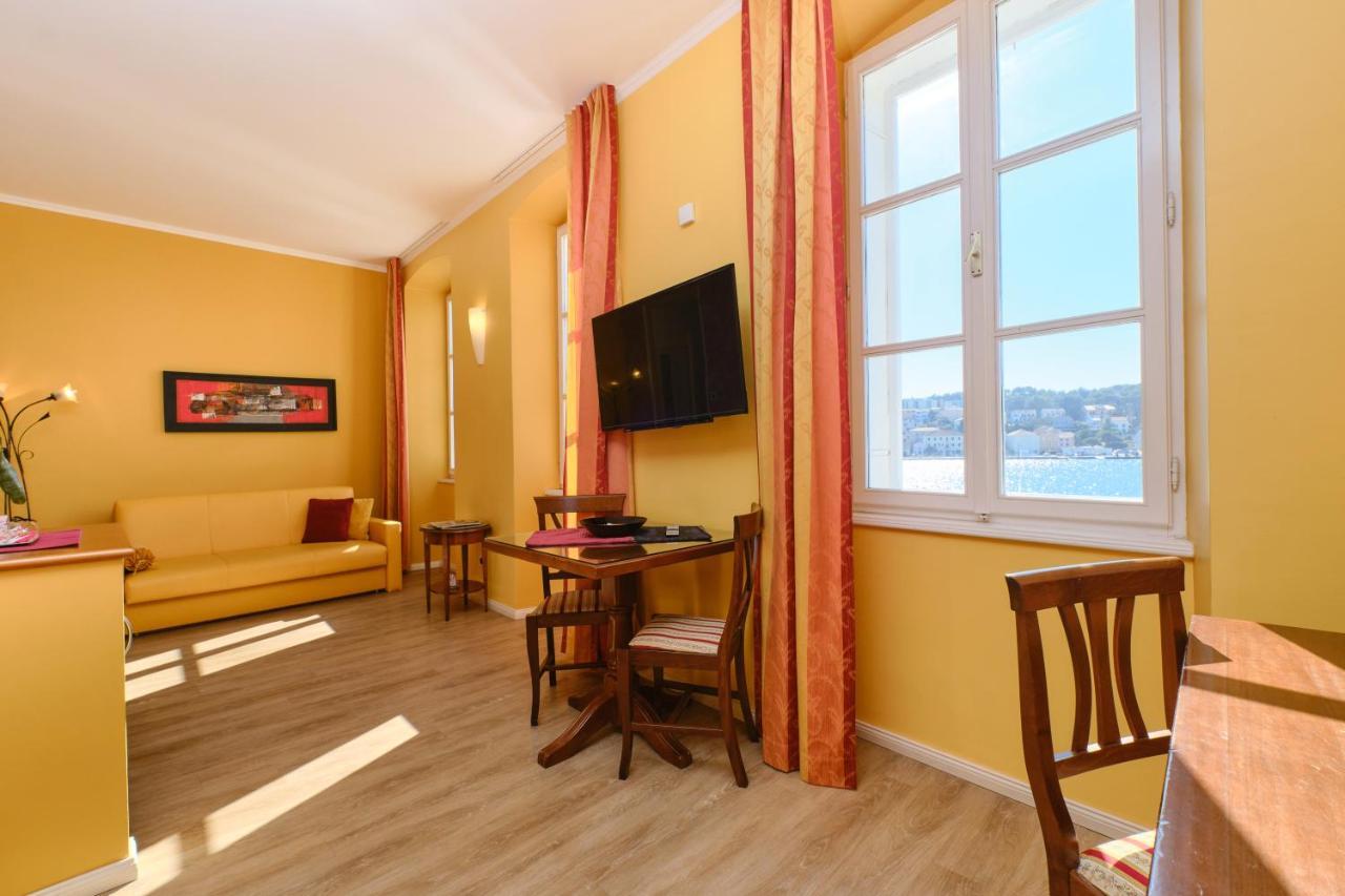 Mare Mare Suites Mali Losinj Exterior photo