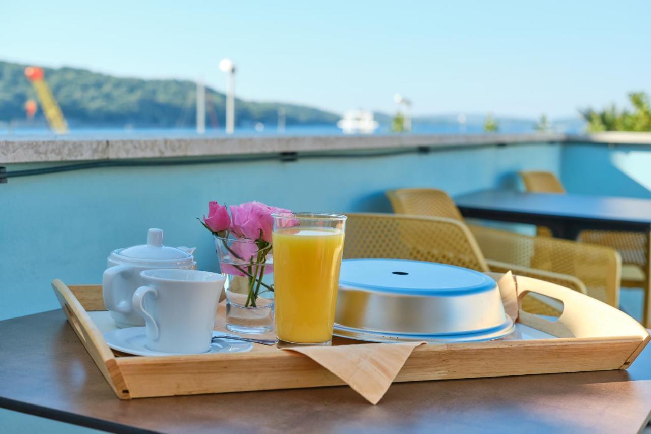 Mare Mare Suites Mali Losinj Exterior photo